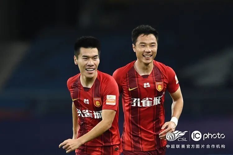 上海上港战平河北华夏幸福，保持不败状态的简单介绍
